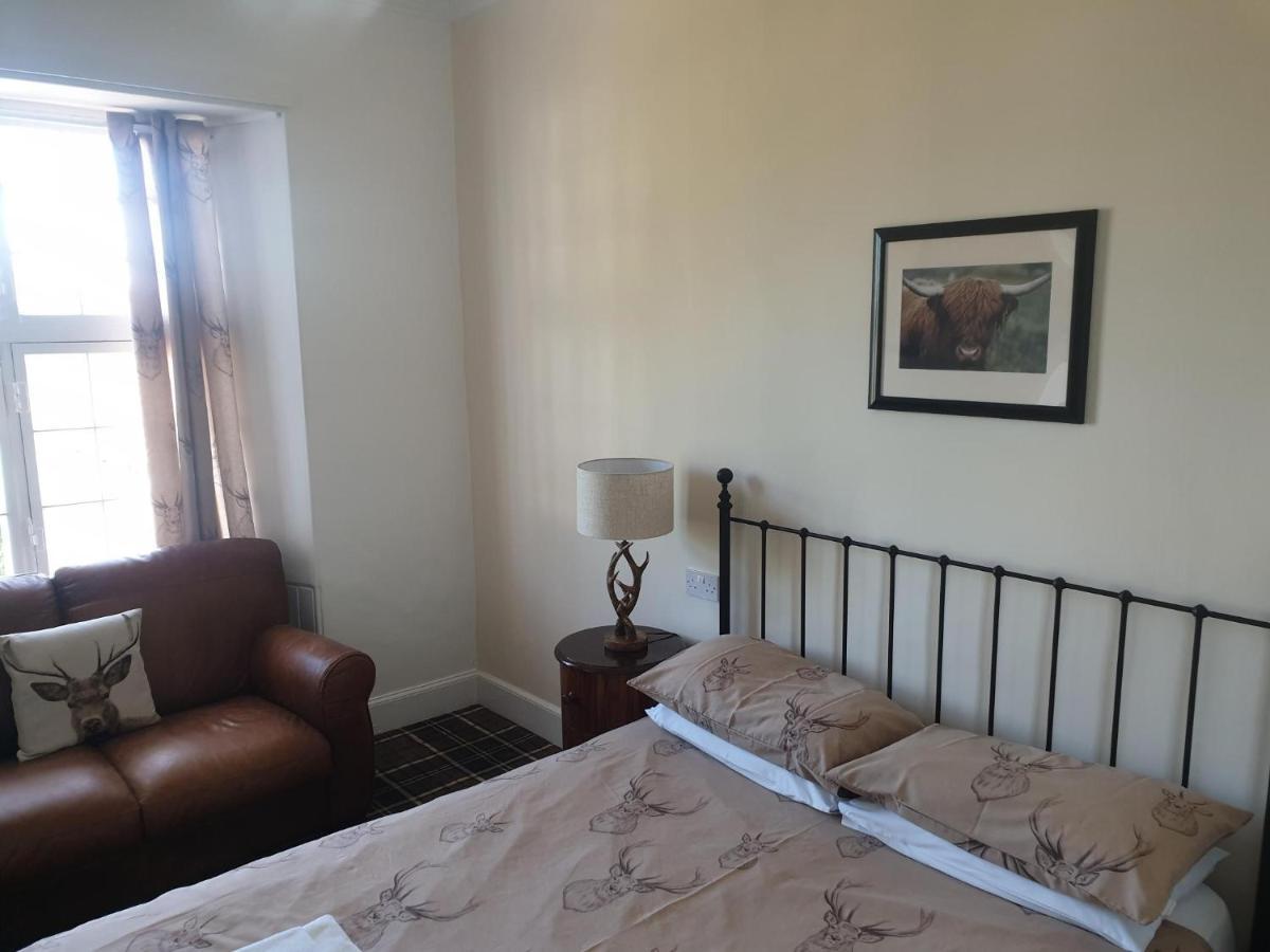 Ramsay Arms Hotel Fettercairn Zewnętrze zdjęcie